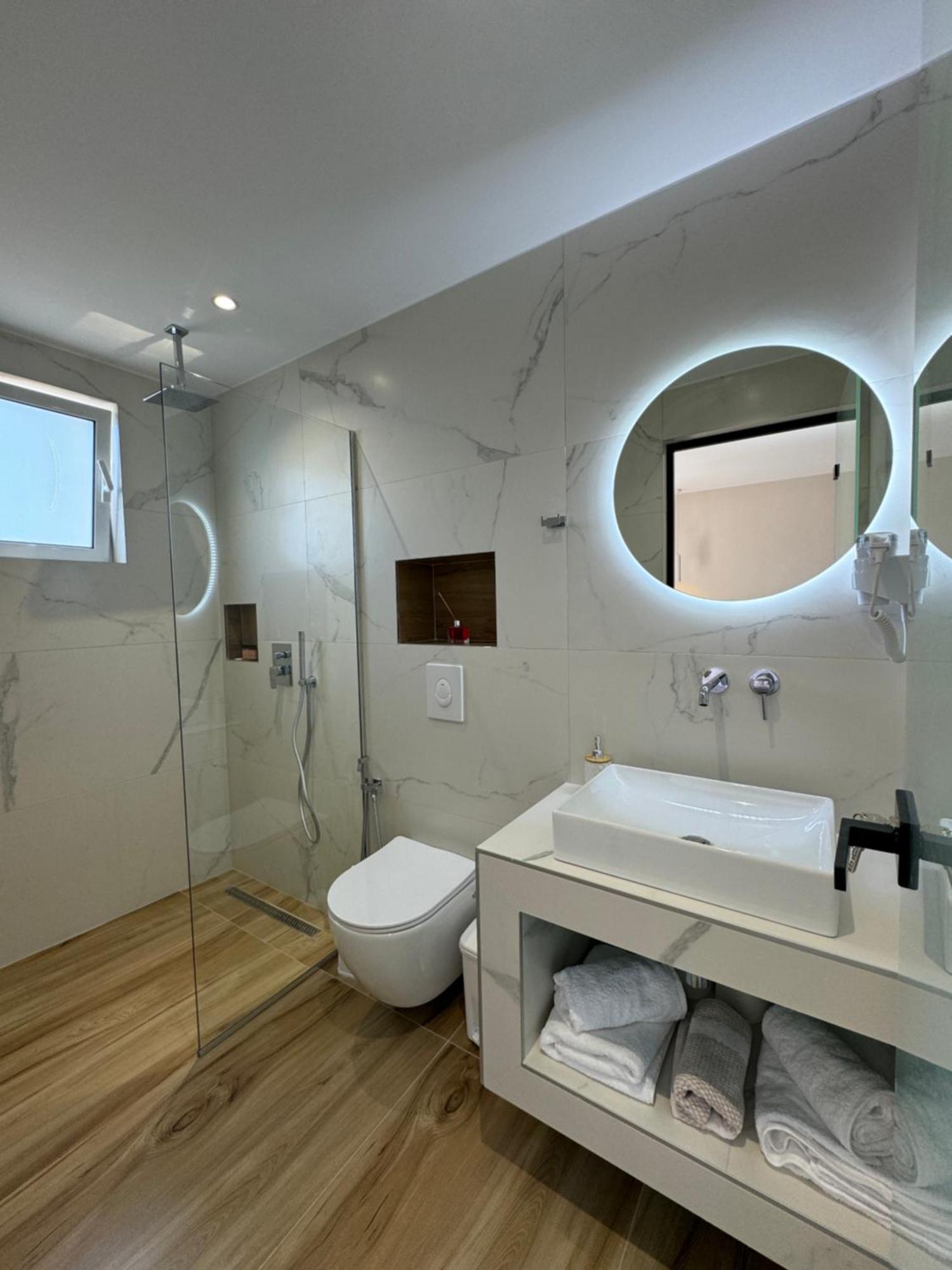Ion Rooms هيماري المظهر الخارجي الصورة